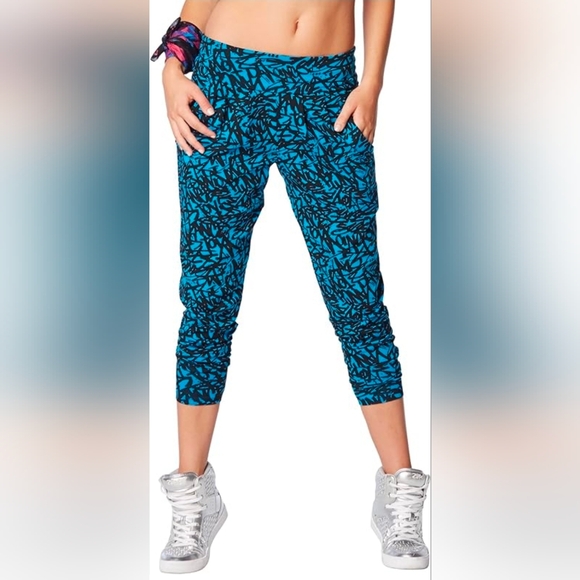 Zumba Fitness Pants - "I WANT MY ZUMBA" CROPPED HAREM "SPICY" DANCE PANTS SMALL BLUE BLACK GRAFFITI
